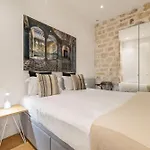 Apartment Bulle *